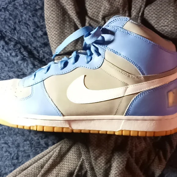 Nike | Shoes | Nike Big Lettertried O Onlyno Box | Poshmark display picture 1